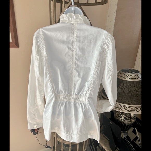 White House Black Market Lightweight White Windbreaker Jacket. size 8 - Picture 5 of 14